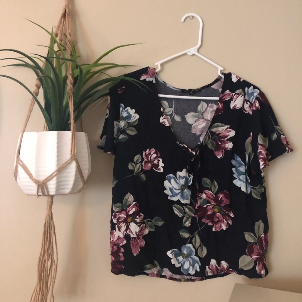 Small floral crop top